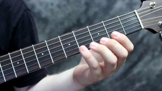 Chord Changes for Beginners - Strumming