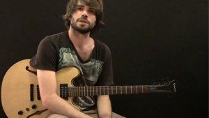 Soloing in the Style of Mike Stern: Breakdown Part 1